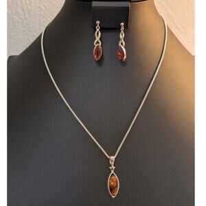 Vtg Natural Marquis Shape Baltic Amber 925 Sterling Silver Necklace/Earring Set